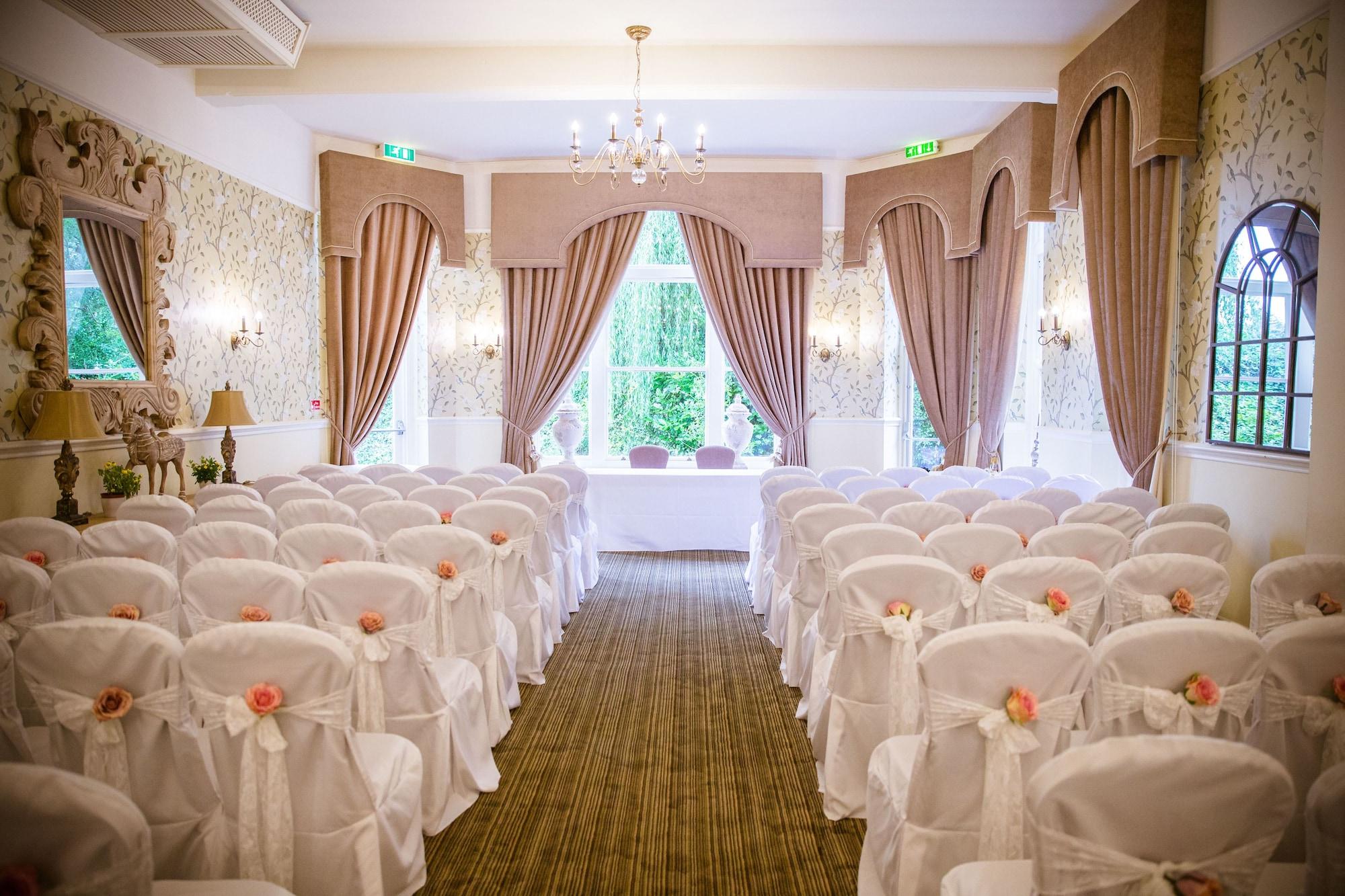 דרויטוויץ' St Andrews Town Hotel מראה חיצוני תמונה