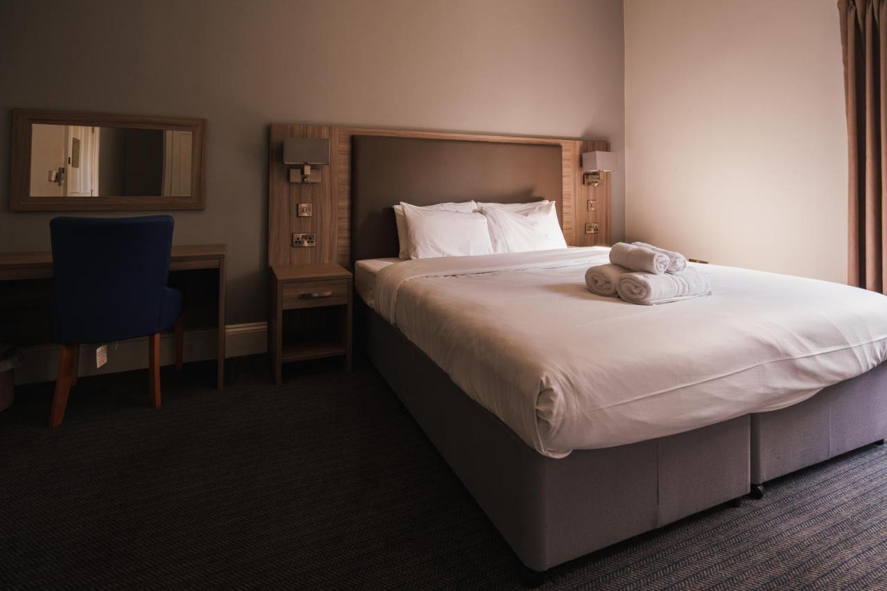 דרויטוויץ' St Andrews Town Hotel מראה חיצוני תמונה