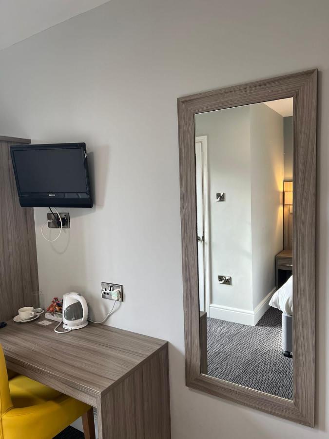דרויטוויץ' St Andrews Town Hotel מראה חיצוני תמונה