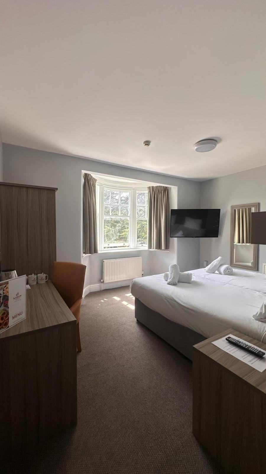 דרויטוויץ' St Andrews Town Hotel מראה חיצוני תמונה